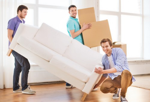 Sturdy cardboard boxes for a home move in Tufnellpark