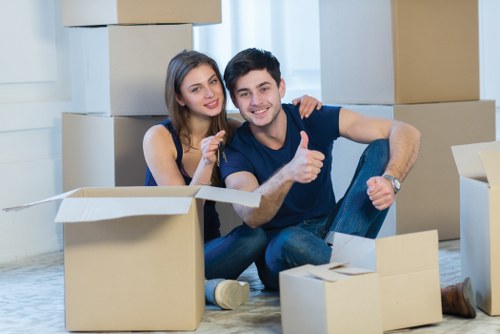 Vehicle loading and transport arrangements for removals