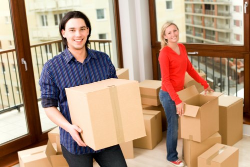Secure loading of items inside a moving van
